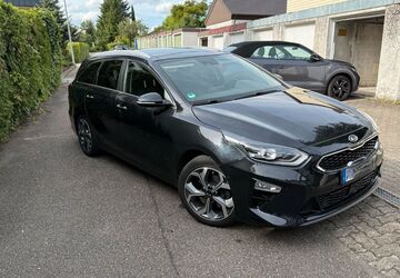 Kia ceed Sportswagon 99.000 km 13.100 &euro; Karlsruhe 76228
