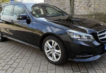 Mercedes-Benz E 200 302.121 km 8.800 &euro; Graben Neudorf 76676