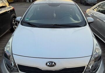 Kia Rio 126.531 km 4.700 &euro; Niefern-Öschelbronn 75223