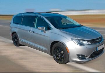Chrysler Pacifica 185.000 km 22.800 &euro; Gernsbach 76593