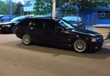 BMW 323 134.900 km 18.000 &euro; Karlsruhe 76189