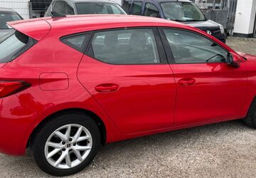 Seat Leon 105.895 km 12.499 &euro; Eggenstein 76344