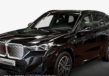BMW iX1 9.809 km 48.990 &euro; Karlsruhe 76227