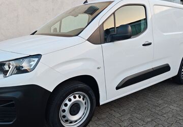 Peugeot Partner 142.300 km 10.990 &euro; Ötigheim 76470