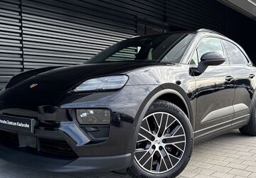 Porsche Macan 9.900 km 87.089 &euro; Ettlingen 76275