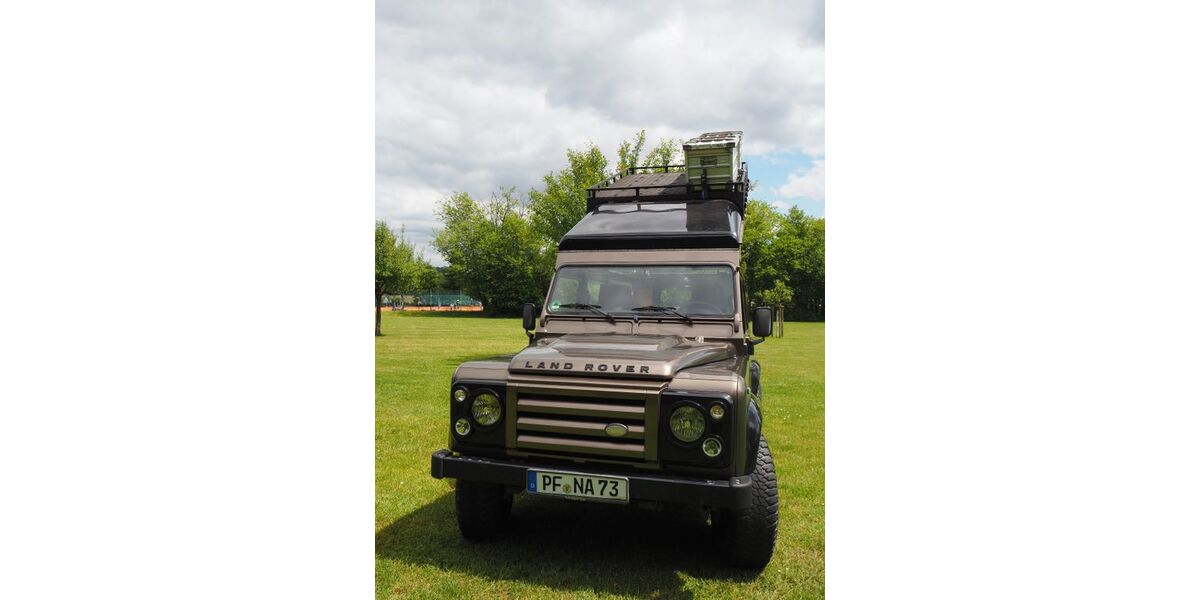 Land Rover Defender 52.100 km 60.500 &euro; Maulbronn 75433