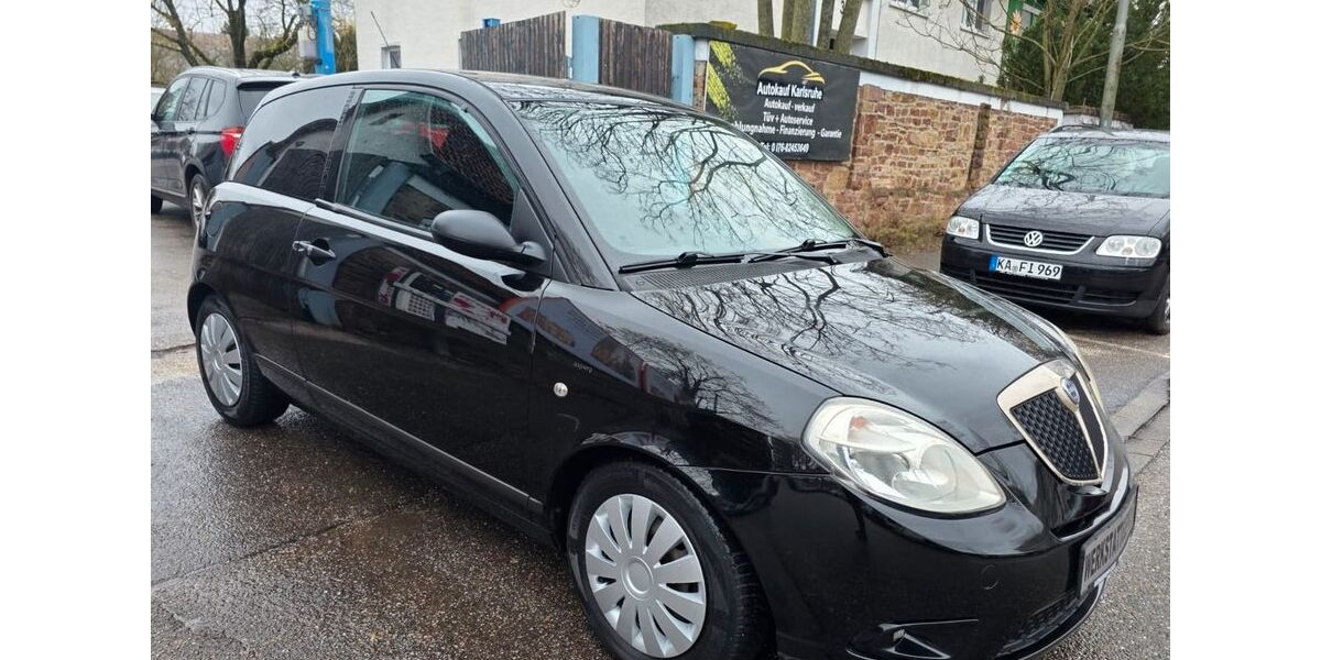 Lancia Ypsilon 169.700 km 1.999 &euro; Karlsruhe 76131