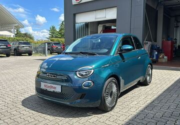 Fiat 500e 17.500 km 21.590 &euro; Karlsruhe 76185