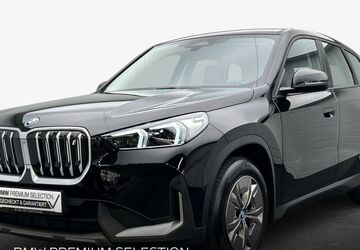 BMW iX1 61.576 km 33.440 &euro; Karlsruhe 76227