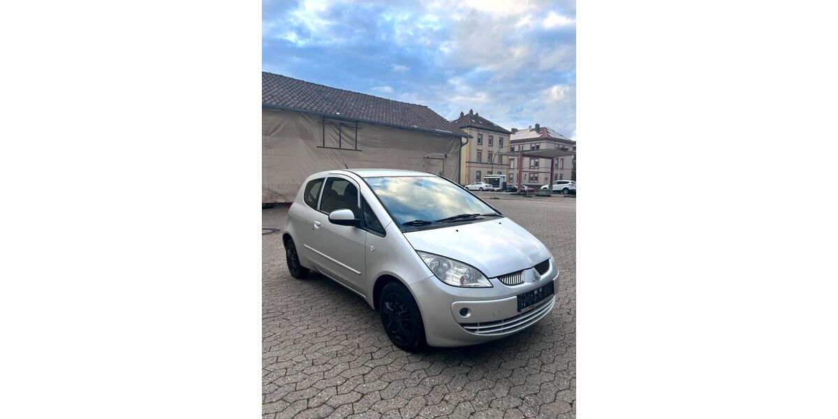 Mitsubishi Colt 159.887 km 2.100 &euro; Landau 76829