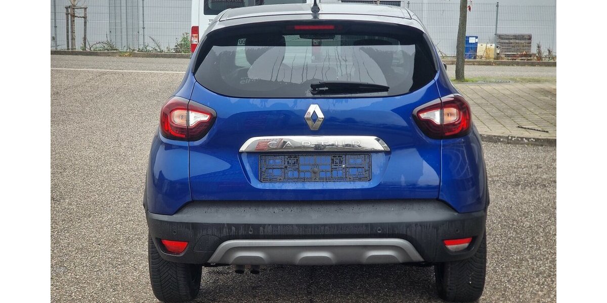Renault Captur Version S Klimaautomatik LED 77.000 km 14.499 &euro; Landau 76829