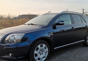 Toyota Avensis 216.000 km 2.950 &euro; Hördt 76771