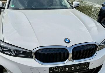 BMW 320 89.079 km 25.990 &euro; Karlsruhe 76149