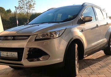 Ford Kuga 254.700 km 7.300 &euro; Karlsbad 76307