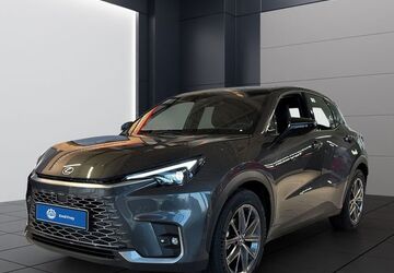 Lexus LBX 10.159 km 37.340 &euro; Karlsruhe 76227