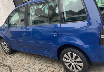 VW Touran 245.000 km 4.400 &euro; Pforzheim 75181