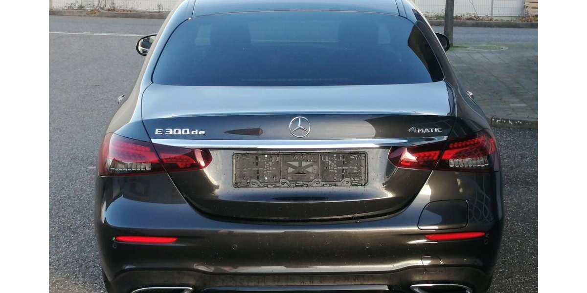 Mercedes-Benz E 300 de 4Matic 17.000 km 39.998 &euro; Landau 76829