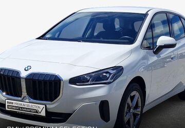 BMW 220 Active Tourer 3.846 km 30.890 &euro; Karlsruhe 76227