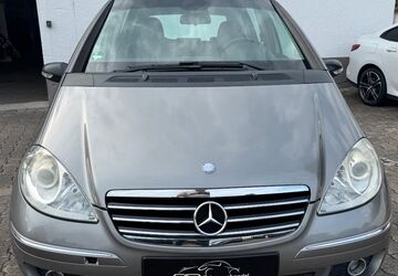 Mercedes-Benz A 180 216.400 km 1.990 &euro; Karlsdorf 76689