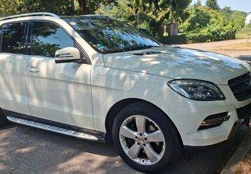 Mercedes-Benz ML 350 196.000 km 18.900 &euro; Gaggenau 76571