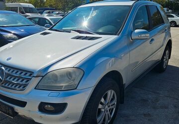 Mercedes-Benz ML 320 335.000 km 4.400 &euro; Bruchsal 76646