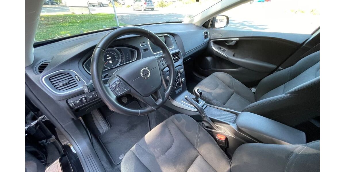 Volvo V40 94.773 km 11.500 &euro; Bruchsal 76646