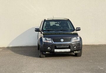 Suzuki Grand Vitara 160.000 km 7.799 &euro; Kandel 76870