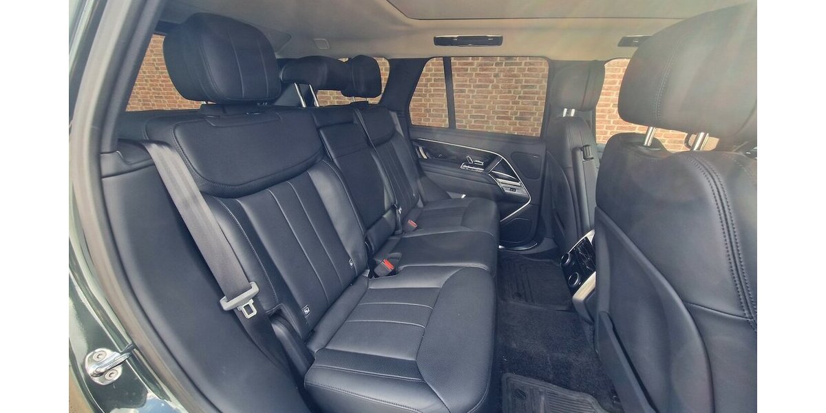 Land Rover Range Rover SE 15.000 km 129.998 &euro; Landau 76829