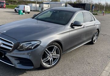 Mercedes-Benz E 350 88.780 km 36.599 &euro; Karlsruhe 76131