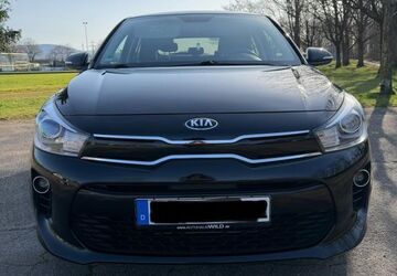 Kia Rio 128.000 km 10.400 &euro; Rastatt 76437