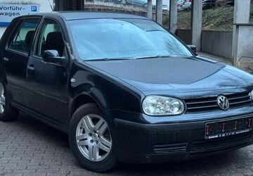 VW Golf 130.000 km 2.200 &euro; Pforzheim 75172