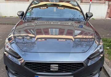 Seat Leon 52.000 km 18.900 &euro; Karlsruhe 76229