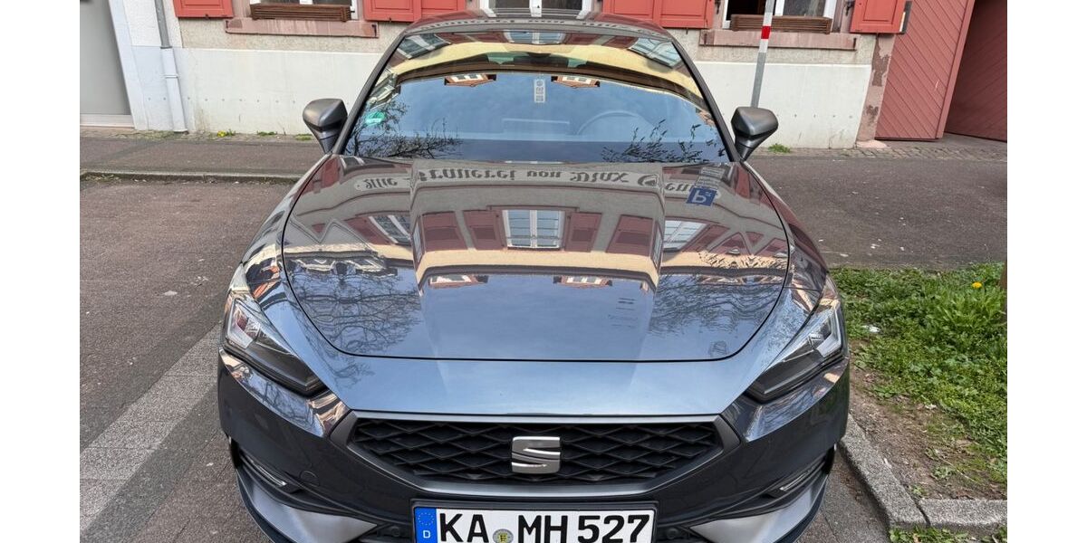 Seat Leon 52.000 km 18.900 &euro; Karlsruhe 76229