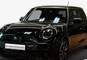 Mini John Cooper Works 16.465 km 30.660 &euro; Karlsruhe 76227