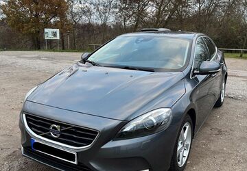 Volvo V40 155.000 km 8.399 &euro; Karlsruhe 76149