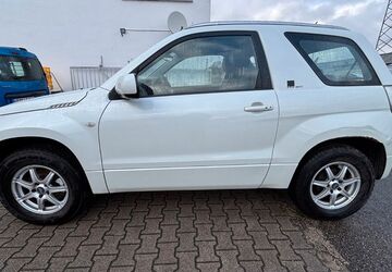 Suzuki Grand Vitara 144.000 km 4.998 &euro; Karlsruhe 76189