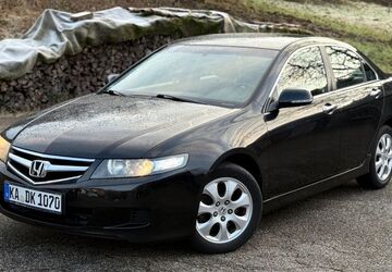 Honda Accord 131.000 km 6.390 &euro; Gernsbach 76593