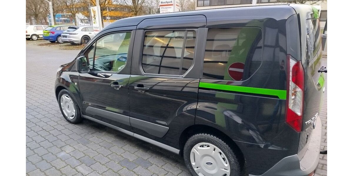 Ford Tourneo Connect 114.400 km 10.500 &euro; Karlsruhe 76199