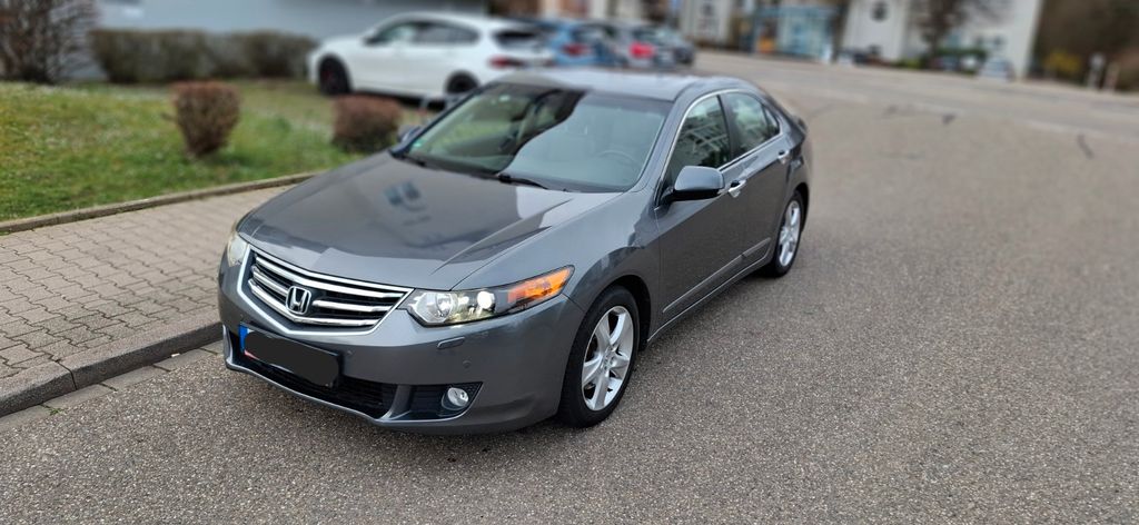 Honda Accord 222.000 km 6.000 &euro; Pforzheim 75172