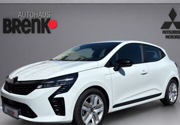 Renault Clio 31.700 km 19.490 &euro; Karlsruhe 76187