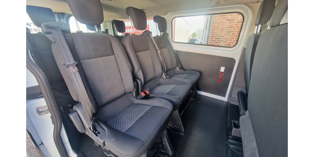 Ford Transit Custom TDCI 320 L2 Trend 9 Sitze Klima 66.000 km 30.998 &euro; Landau 76829