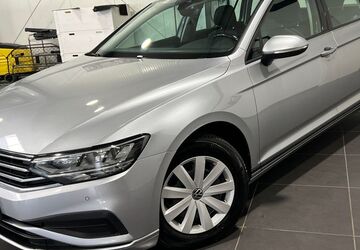VW Passat Variant 150.000 km 16.995 &euro; Bretten 75015