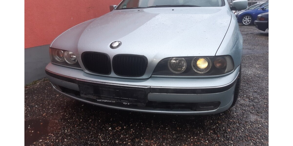 BMW 523i 307.000 km 1.990 &euro; Forst 76694