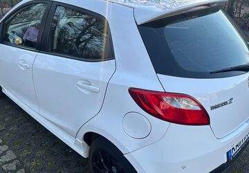 Mazda 2 230.000 km 1.900 &euro; Karlsruhe 76149