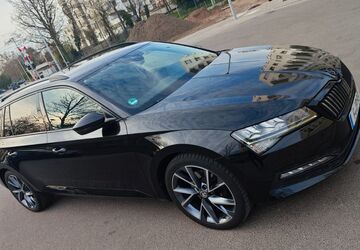 Skoda Superb 176.500 km 16.799 &euro; Karlsruhe 76189