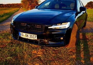 Volvo S60 61.000 km 34.500 &euro; Forst 76694