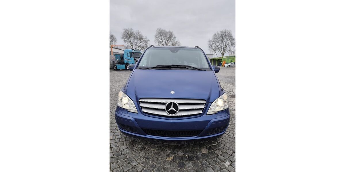 Mercedes-Benz Viano 161.585 km 18.999 &euro; Karlsruhe 76189