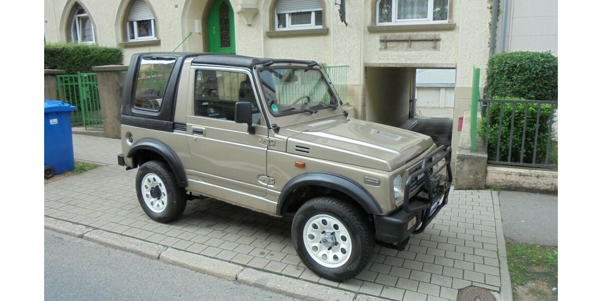 Suzuki SJ Samurai 36.000 km 15.999 &euro; Pforzheim 75177