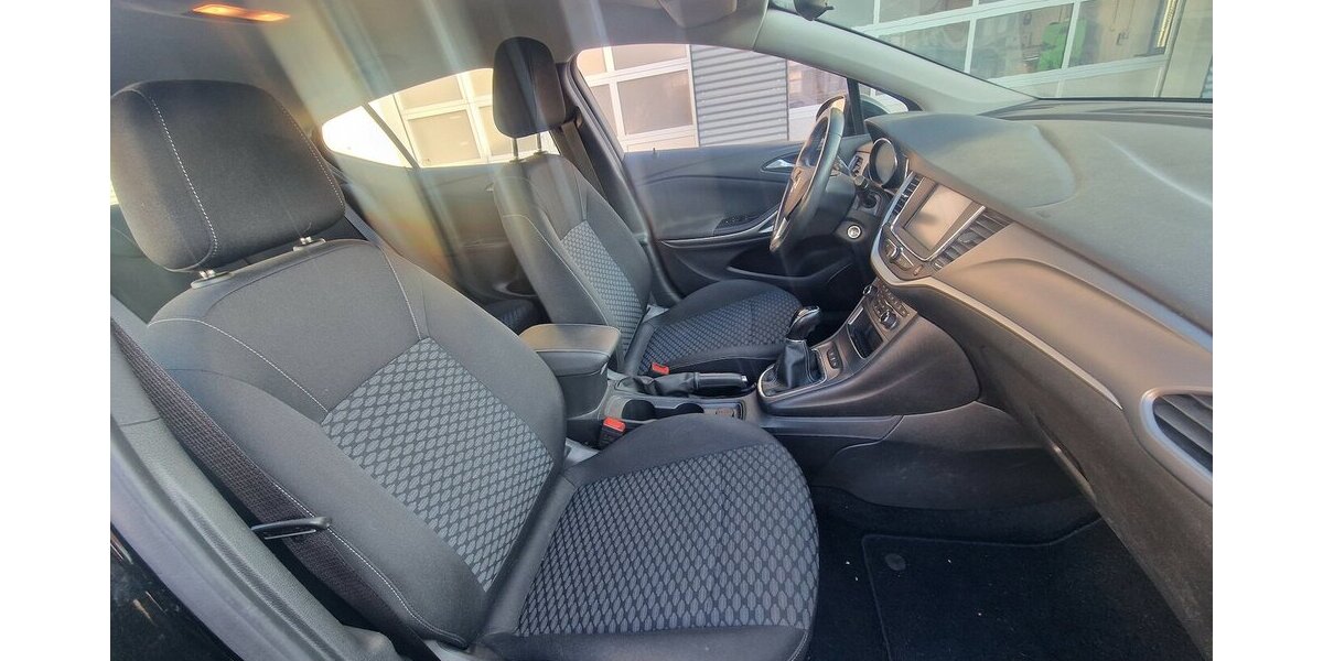 Opel Astra 1.5 D Edition Klimaautomatik NAVI LED 52.000 km 14.998 &euro; Landau 76829