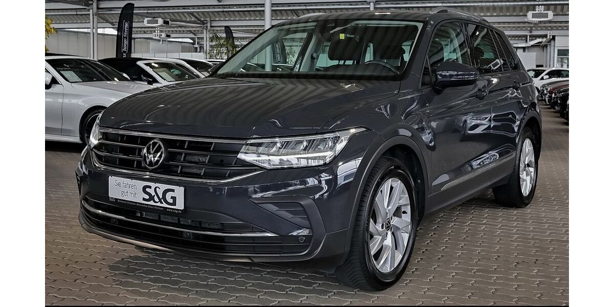 VW Tiguan 87.850 km 23.890 &euro; Karlsruhe 76185